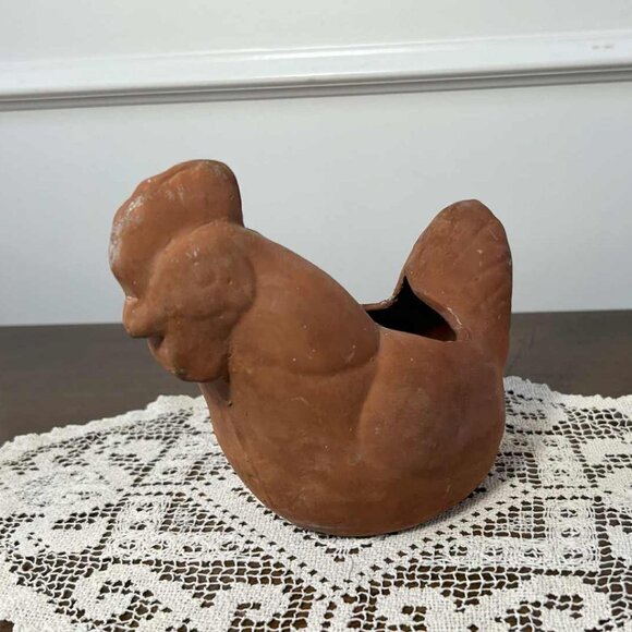 Vintage terracotta chicken planter - Picture 1 of 10